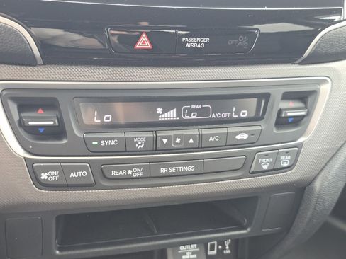 Used 2023 Honda Ridgeline Sport image 18