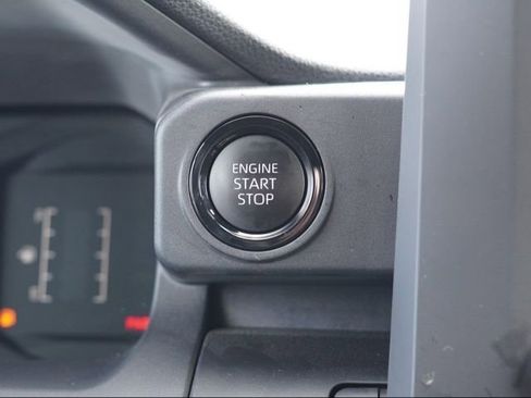 Certified 2024 Toyota Tacoma SR image 19