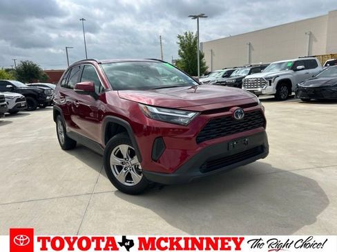 Used 2022 Toyota RAV4 XLE w/ Convenience Package AWD/4WD image 1