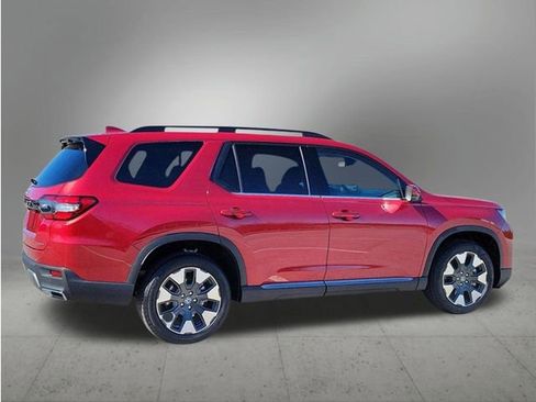 New 2026 Honda Pilot Touring image 5