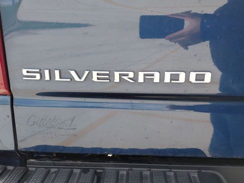 Used 2019 Chevrolet Silverado 1500 LT Trail Boss w/ Convenience Package AWD/4WD image 21