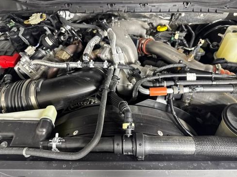 Certified 2024 Ford F350 Platinum AWD/4WD image 9