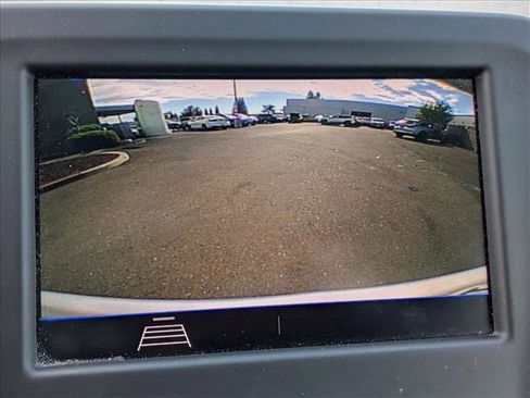 Used 2021 Chevrolet Equinox LT image 12