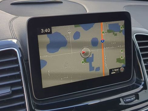 Used 2019 Mercedes-Benz GLS 450 4MATIC image 29