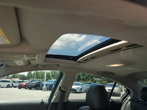 Used 2015 Chevrolet Cruze LTZ w/ Sun, Sound and Sport Package FWD image 18
