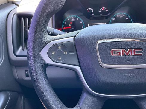 Used 2018 GMC Canyon 2WD Crew Cab w/ Convenience Package image 19
