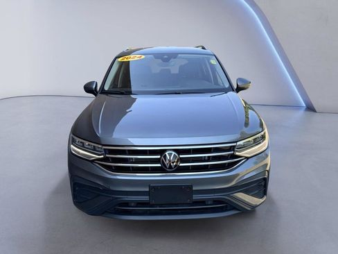 Used 2024 Volkswagen Tiguan SE AWD/4WD image 8