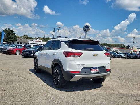 Used 2023 Chevrolet TrailBlazer LT w/ Convenience Package image 4