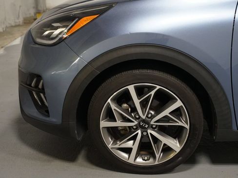 Used 2020 Kia Niro FWD image 5