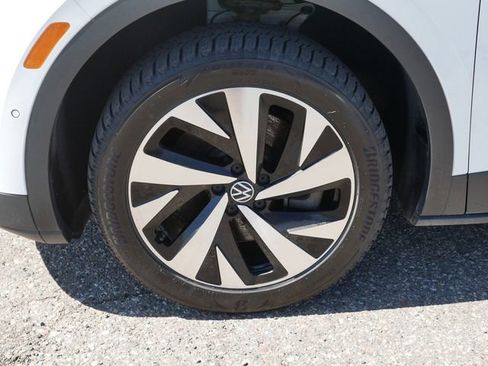 Used 2023 Volkswagen ID.4 Pro AWD/4WD image 10