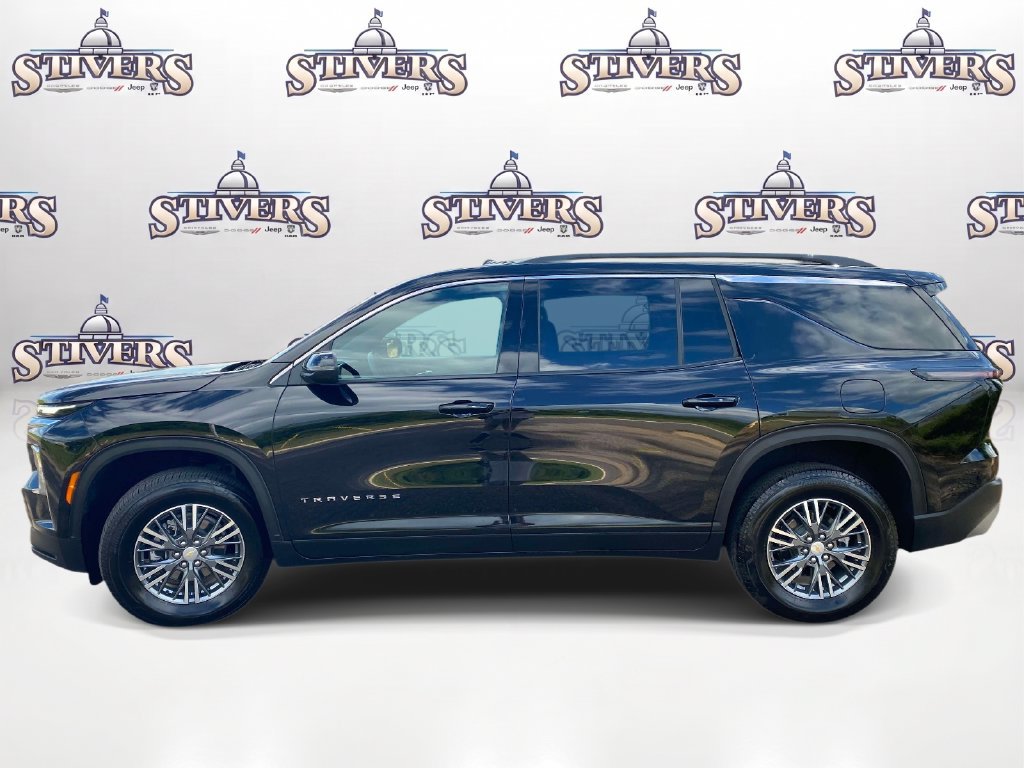 Used 2026 Chevrolet Traverse LT FWD image 5
