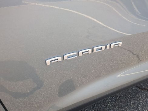 New 2025 GMC Acadia Elevation image 32