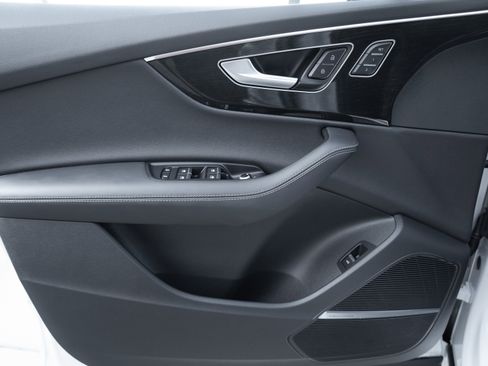 Certified 2025 Audi Q7 3.0T Premium Plus w/ Premium Plus Package image 20