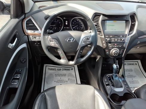 Used 2018 Hyundai Santa Fe Sport w/ 2.0T Ultimate Tech Package 05 AWD/4WD image 12