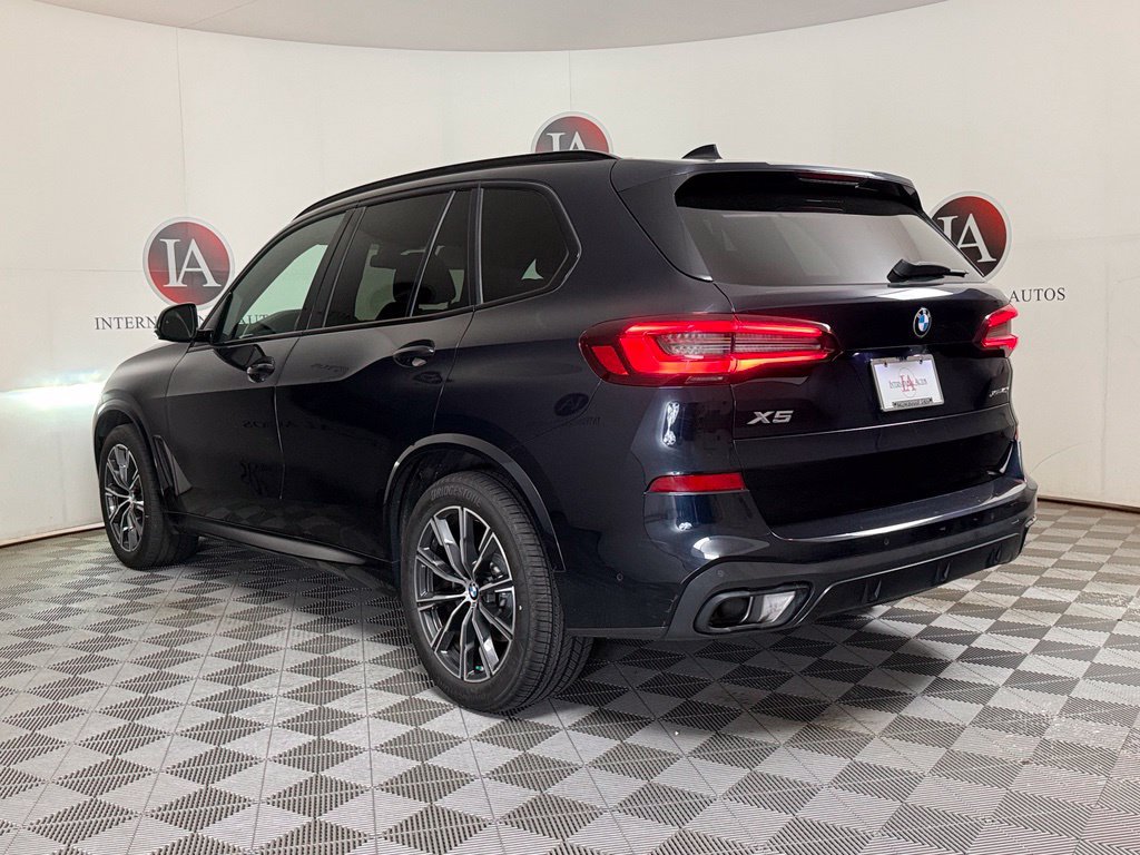 Used 2021 BMW X5 xDrive40i w/ M Sport Package AWD/4WD image 6