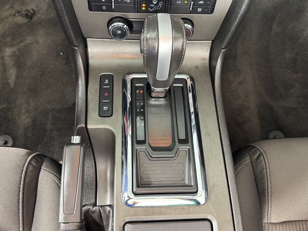 Used 2013 Ford Mustang Convertible RWD image 17