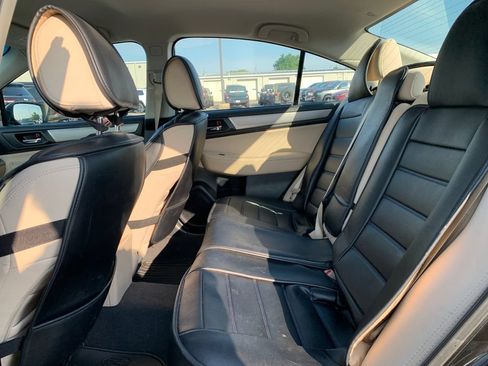 Used 2015 Subaru Legacy 2.5i Premium AWD/4WD image 18