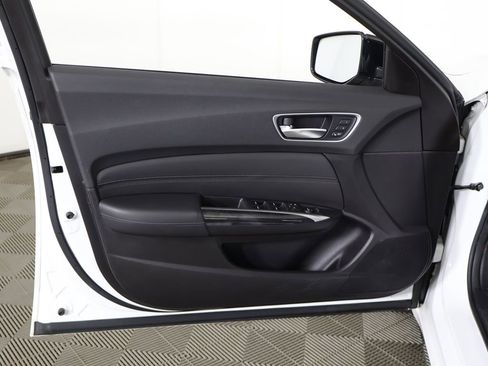 Used 2019 Acura TLX FWD image 22