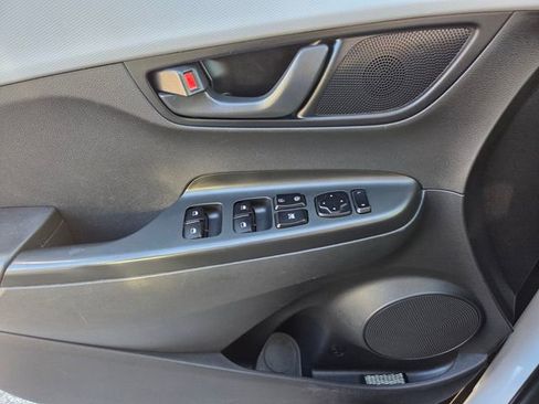 Used 2020 Hyundai Kona SE FWD image 24