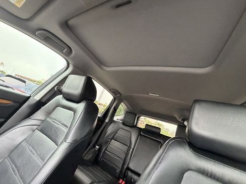 Used 2020 Honda CR-V Touring image 34