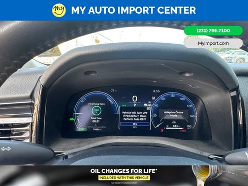 Used 2025 Toyota Camry XLE FWD image 16