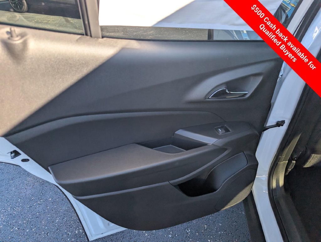 New 2026 Chevrolet Trax LT w/ LT Convenience Package FWD image 14