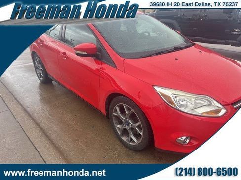 Used 2014 Ford Focus SE w/ Equipment Group 201A image 1