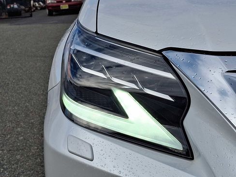 Used 2023 Lexus GX 460 Premium image 9