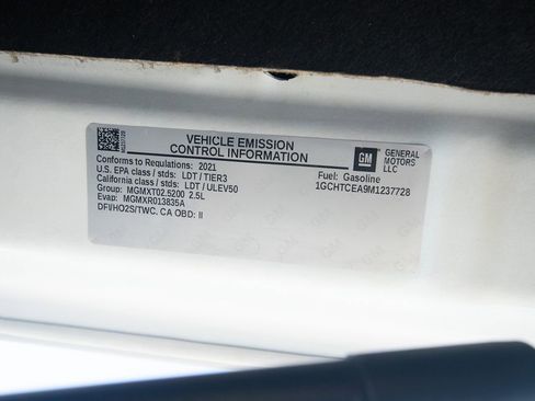 Used 2021 Chevrolet Colorado LT w/ Fleet Safety Package image 23