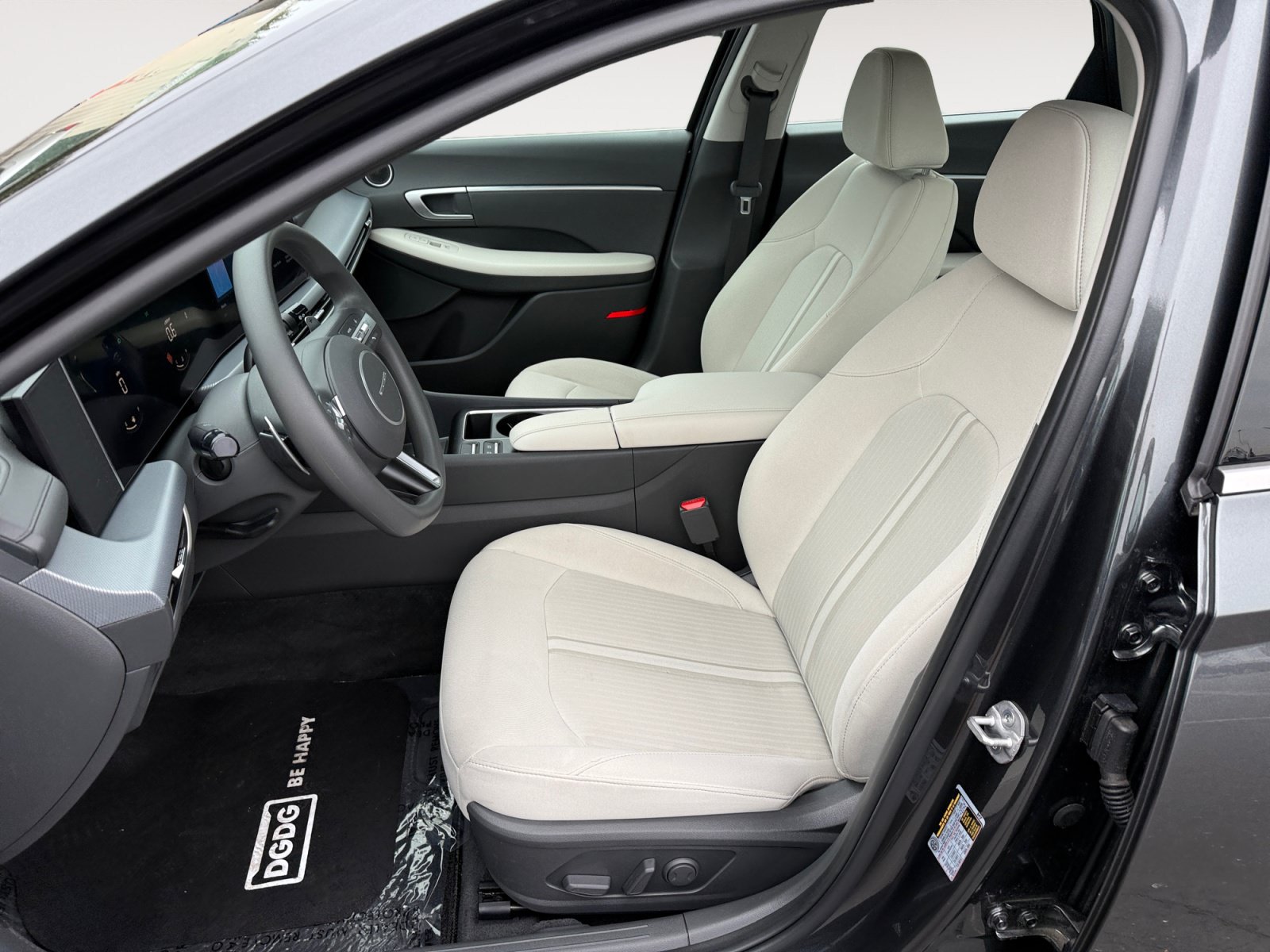 Certified 2025 Hyundai Sonata SEL FWD image 10