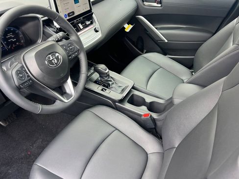 New 2026 Toyota Corolla Cross XLE image 12