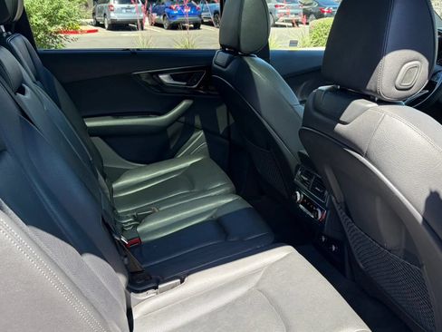 Used 2018 Audi Q7 3.0T Prestige w/ Prestige Package AWD/4WD image 13