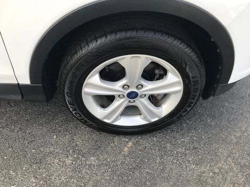 Used 2016 Ford Escape SE image 40