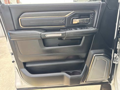 Used 2019 RAM 3500 Limited AWD/4WD image 18