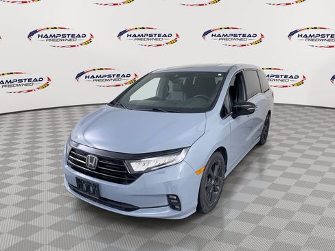 Used 2023 Honda Odyssey Sport image 1