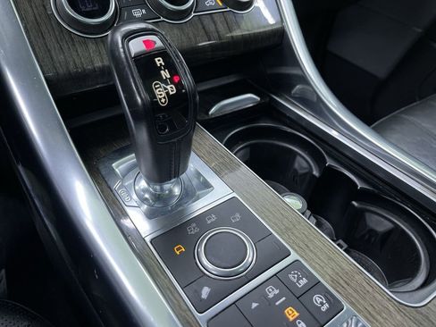Used 2017 Land Rover Range Rover Sport HSE image 25