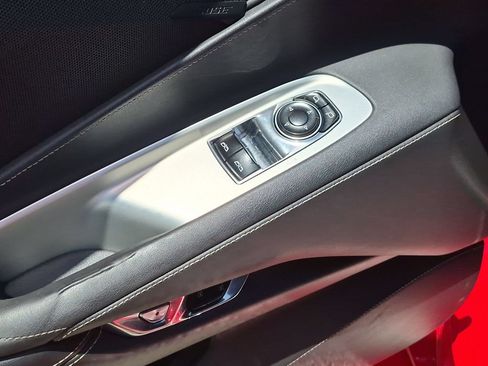 Used 2021 Chevrolet Corvette Stingray Coupe w/ 1LT RWD image 7