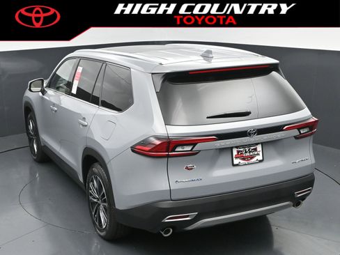 New 2026 Toyota Grand Highlander AWD Hybrid image 31