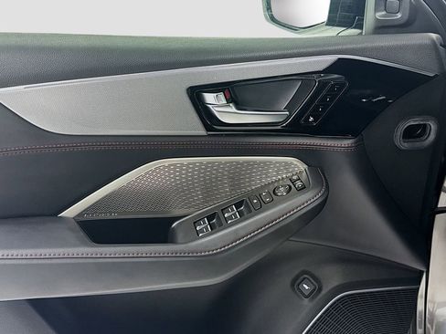 Used 2023 Acura MDX A-Spec image 18