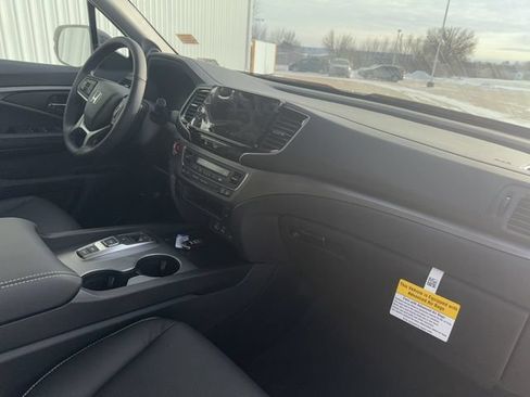 New 2026 Honda Ridgeline RTL image 13
