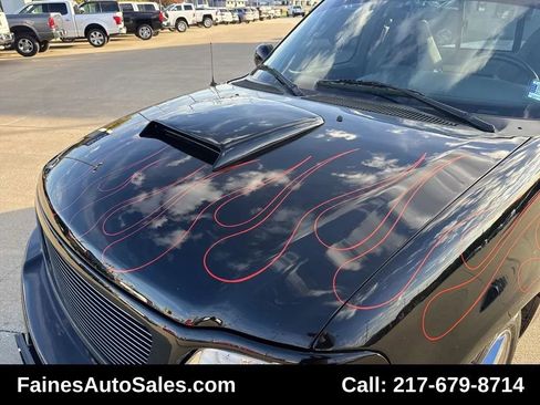 Used 2002 Ford F150 Lightning image 38