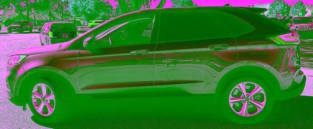 Used 2023 Ford Edge SE AWD/4WD image 5