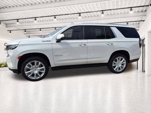 Used 2024 Chevrolet Tahoe High Country RWD image 5