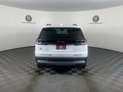Used 2024 GMC Acadia Elevation image 20