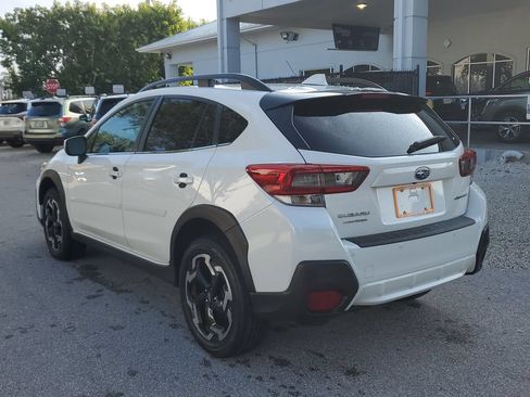 Used 2021 Subaru Crosstrek 2.5i Limited w/ Moonroof Package 1 AWD/4WD image 3