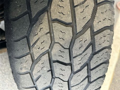 Certified 2018 Ford F150 XLT image 11