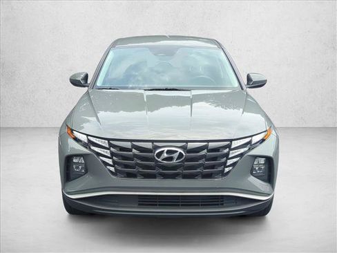 Used 2024 Hyundai Tucson SE FWD image 2