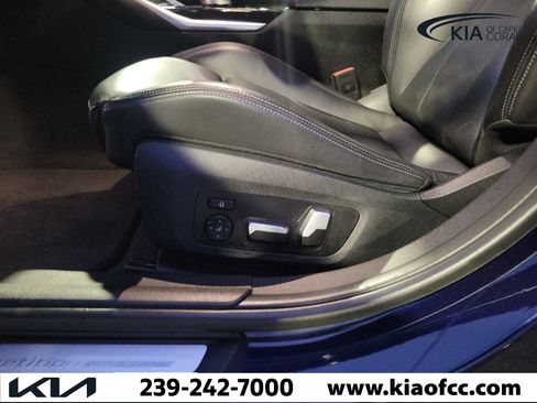 Used 2021 BMW M3 Competition w/ Executive Package RWD image 20