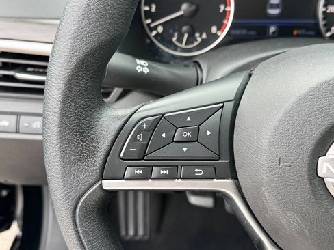 Used 2024 Nissan Altima 2.5 SV AWD/4WD image 15
