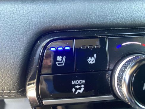 Used 2023 Honda Pilot Elite image 31